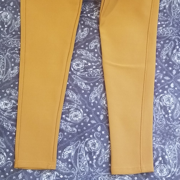 Pants - Picture 2 of 5